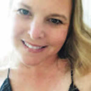 Meet your Posher, Leigh